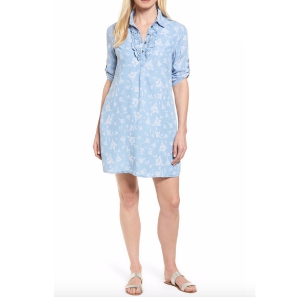 Kut from the Kloth Dresses & Skirts - Kut from the Kloth Ruffle Print Denim Shirt Dress